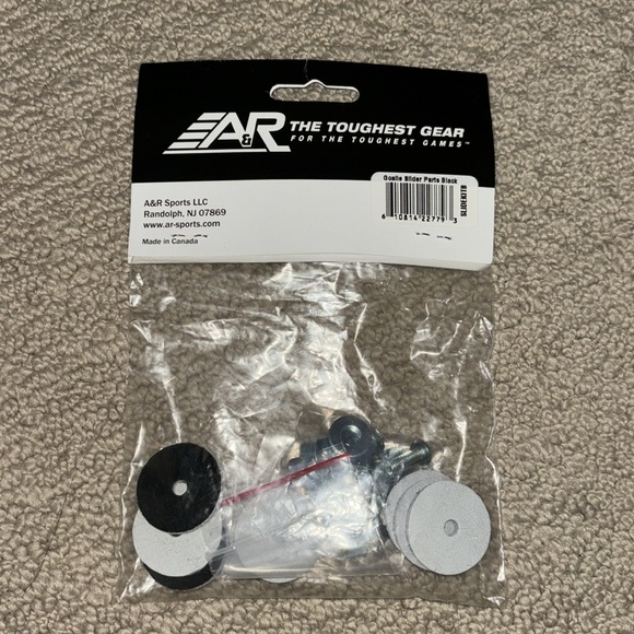 A&R Goalie Accessory - Picture 2 of 5
